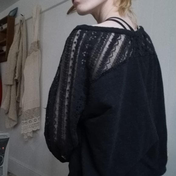 Lace Scoop Neck Sweatshirt - Picture 4 of 5